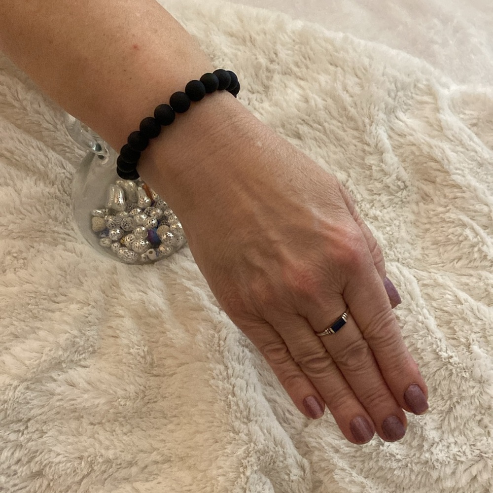 Unisex black matte 8 mm beaded bracelet